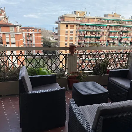 Punto Fm Venezia בית הארחה מרגרה