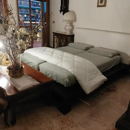 Punto Fm Venezia בית הארחה מרגרה